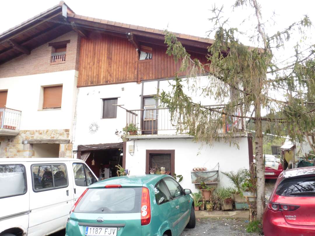 casa en venta en zeanuri